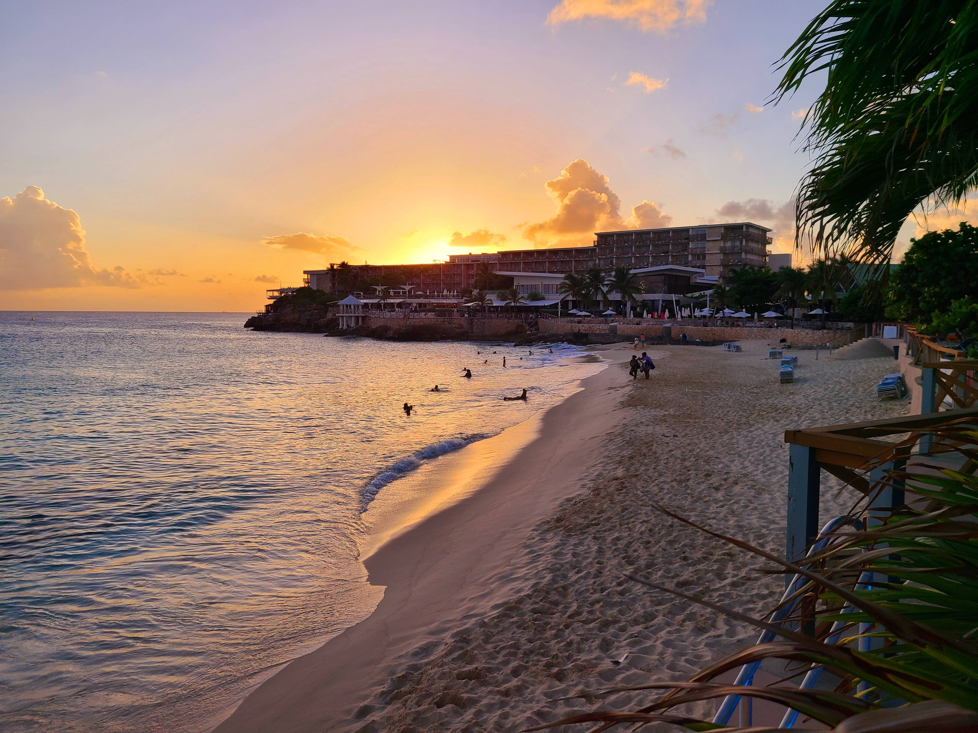 Travel Talk Online: Discovering the Beauty of St. Martin